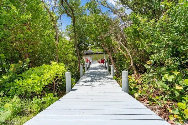 $10,000 | 10440 Yacht Basin Drive, Boca Grande, FL 33921