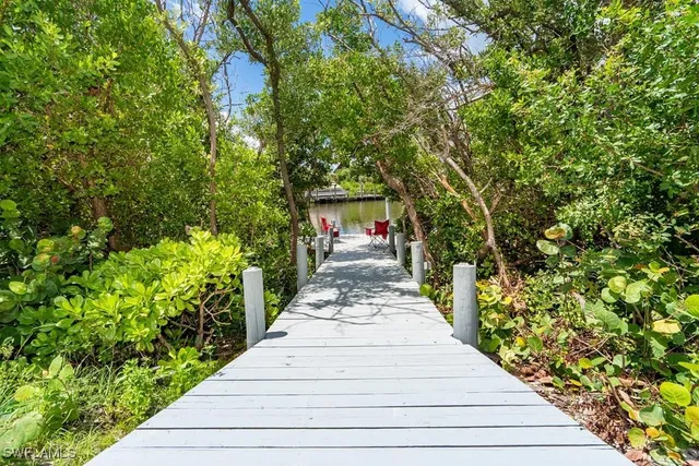 $10,000 | 10440 Yacht Basin Drive, Boca Grande, FL 33921