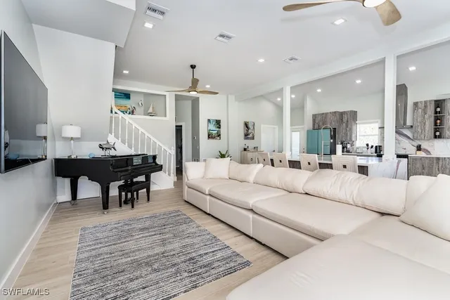 $10,000 | 10440 Yacht Basin Drive, Boca Grande, FL 33921