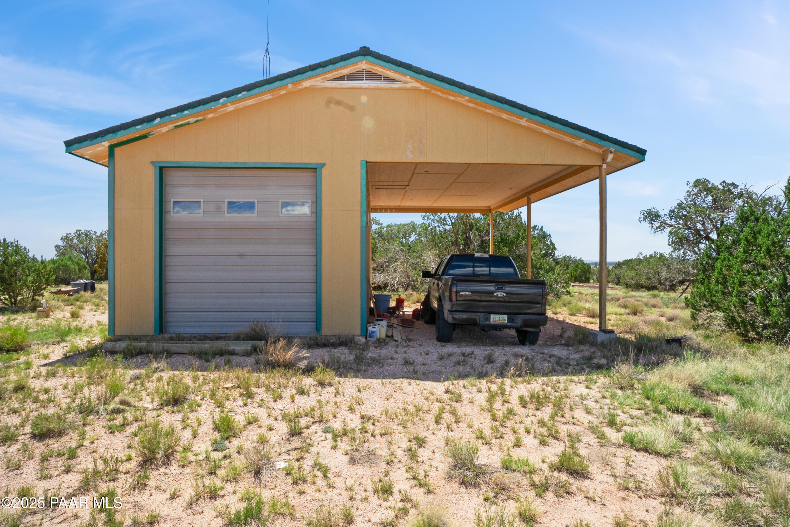 37500 Bullet Road Seligman, AZ 86337 - Photo 17 of 37 NK202124