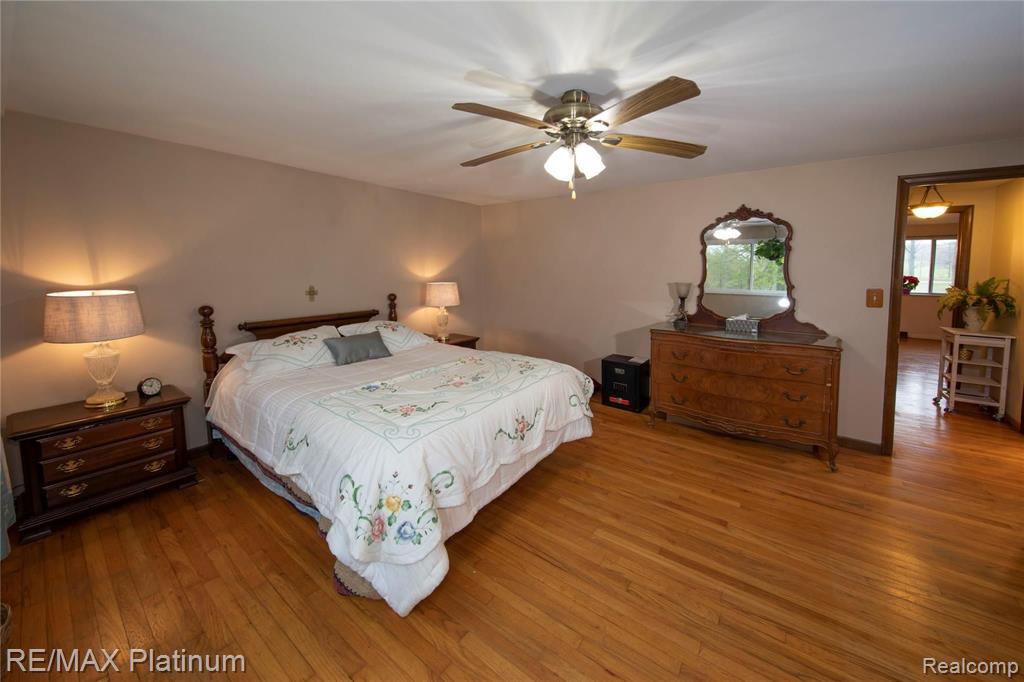 4750 Vines Road Howell, MI 48843 - Photo 10 of 35