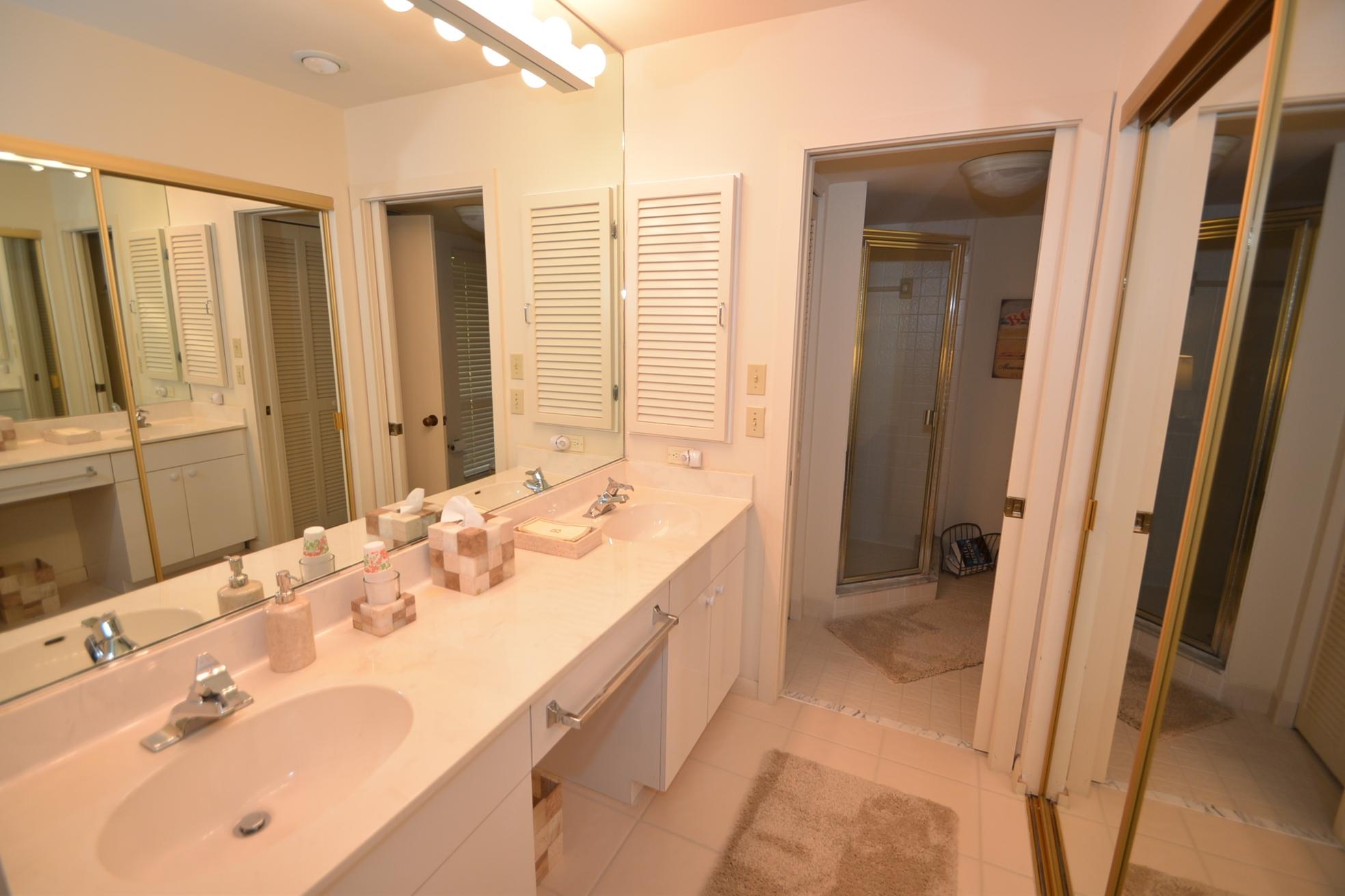 19945 Trevi Way, Unit F5 Boca Raton, FL 33434 - Photo 17 of 34 DSC_0552