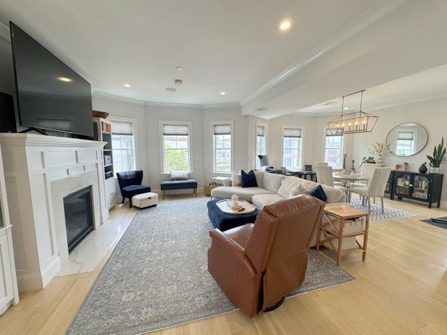 22 Roseclair Street, Unit 3 Boston, MA 02125 - Photo 2 of 20