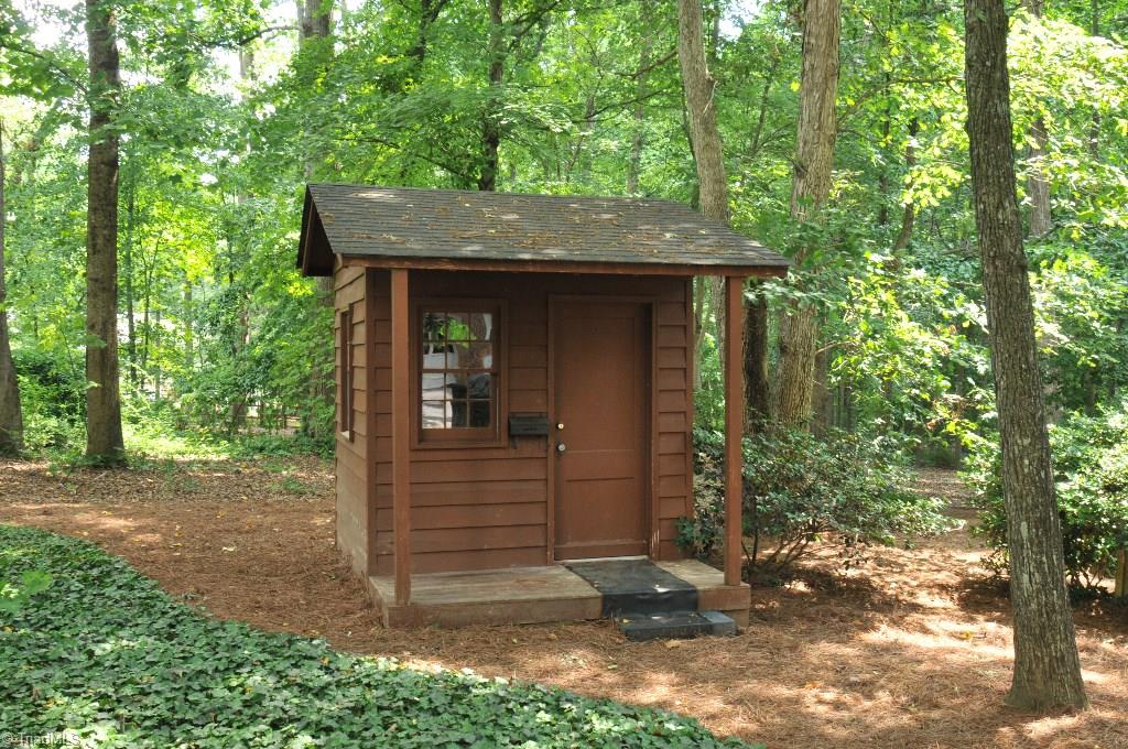 3330 Nottingham Road Winston-Salem, NC 27104 - Photo 21 of 23 Playhouse