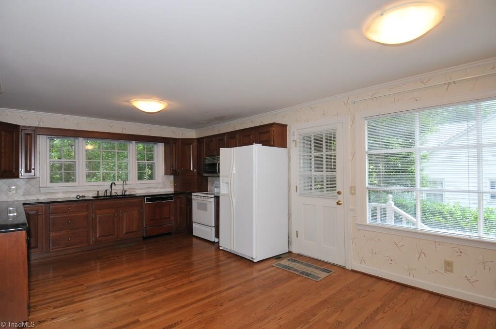 3330 Nottingham Road Winston-Salem, NC 27104 - Photo 6 of 23 Gallery Image 6