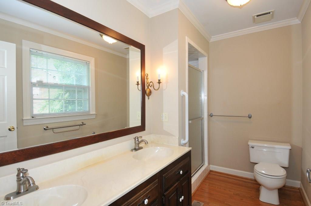 3330 Nottingham Road Winston-Salem, NC 27104 - Photo 10 of 23 Master bath