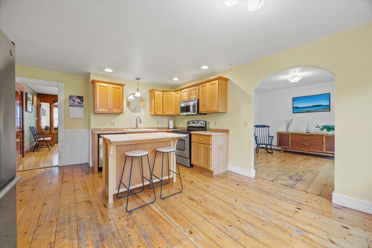 147 Cleaves Street, Unit 3 Biddeford, ME 04005 - Photo 9 of 28 09-147 Cleaves Inside-9