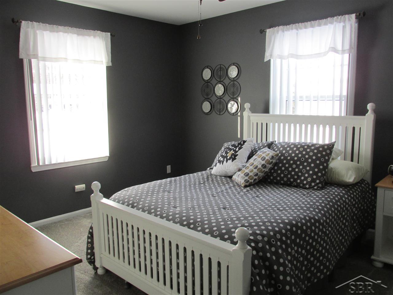 2920 Clayburn Road Saginaw, MI 48603 - Photo 14 of 25 ANOTHER LARGE BEDROOM