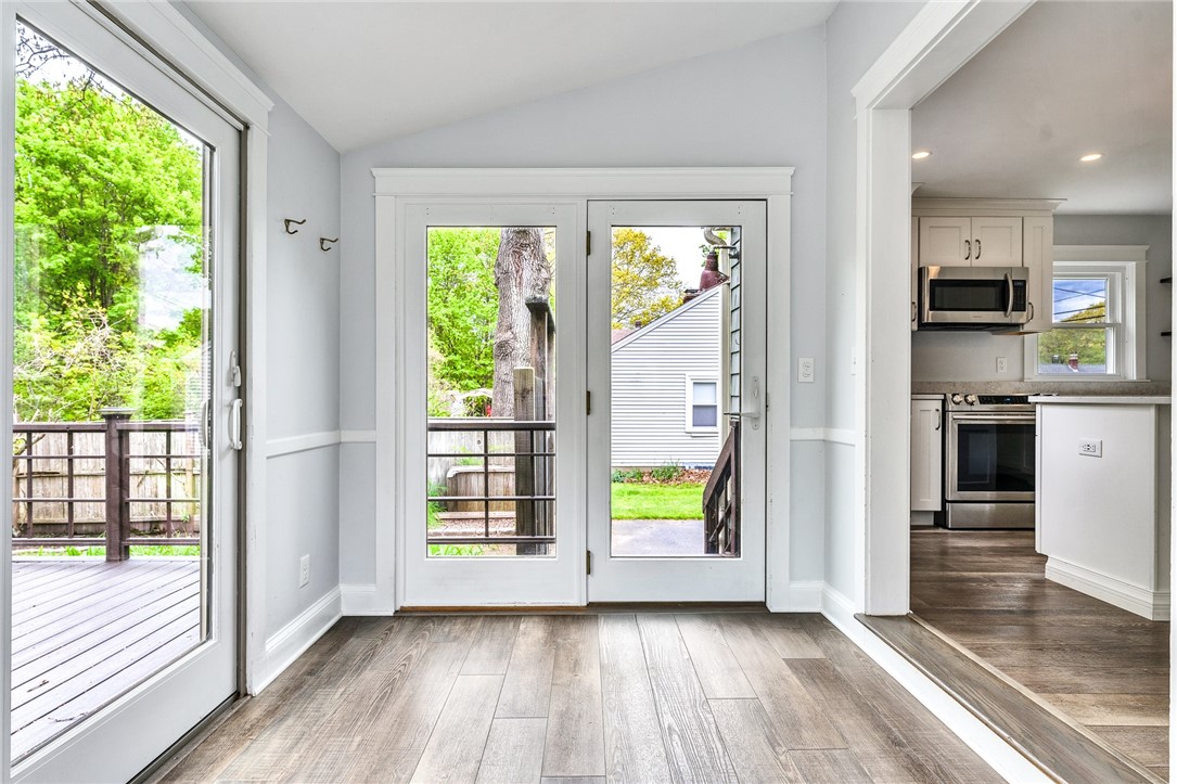 61 Broad Rock Road South Kingstown, RI 02879 - Photo 12 of 39