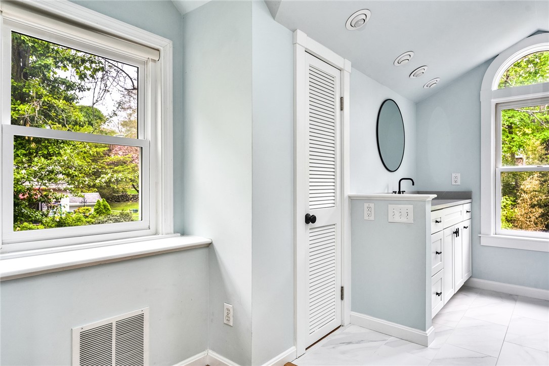 61 Broad Rock Road South Kingstown, RI 02879 - Photo 29 of 39