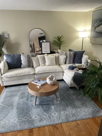 $160,000 | 1093 Canyon Road, Unit 202, Wisconsin Dells, WI 53965