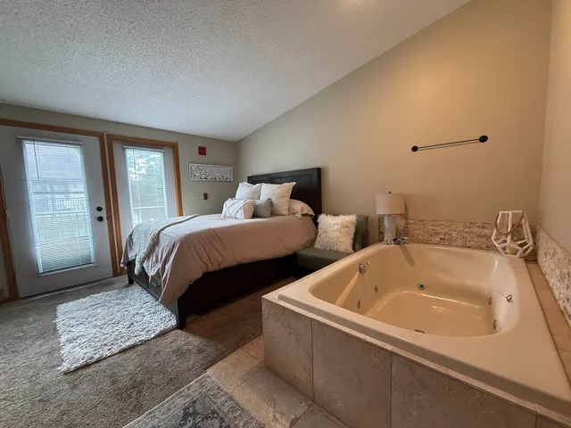 $160,000 | 1093 Canyon Road, Unit 202, Wisconsin Dells, WI 53965