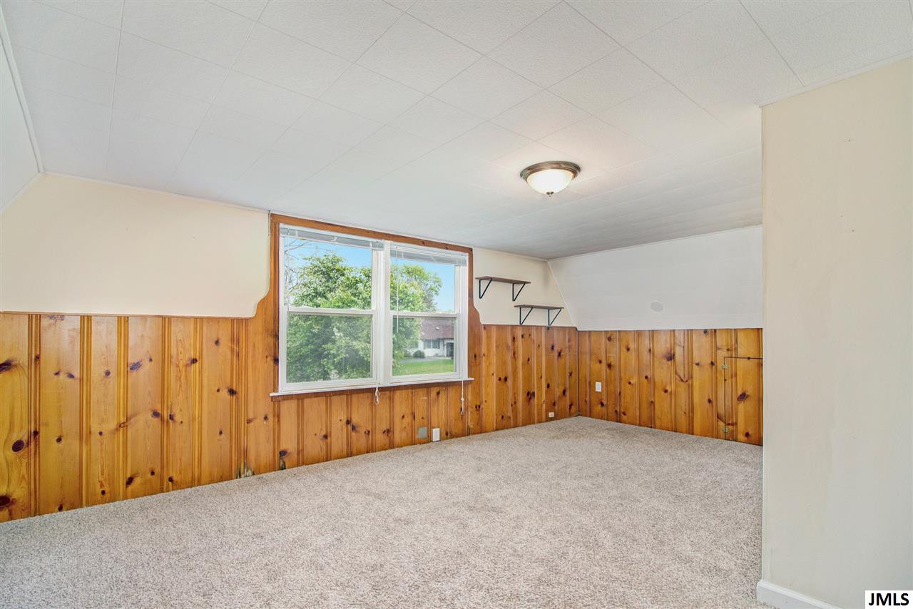 1016 Oak Grove Road Jackson, MI 49203 - Photo 11 of 24 Photo 11