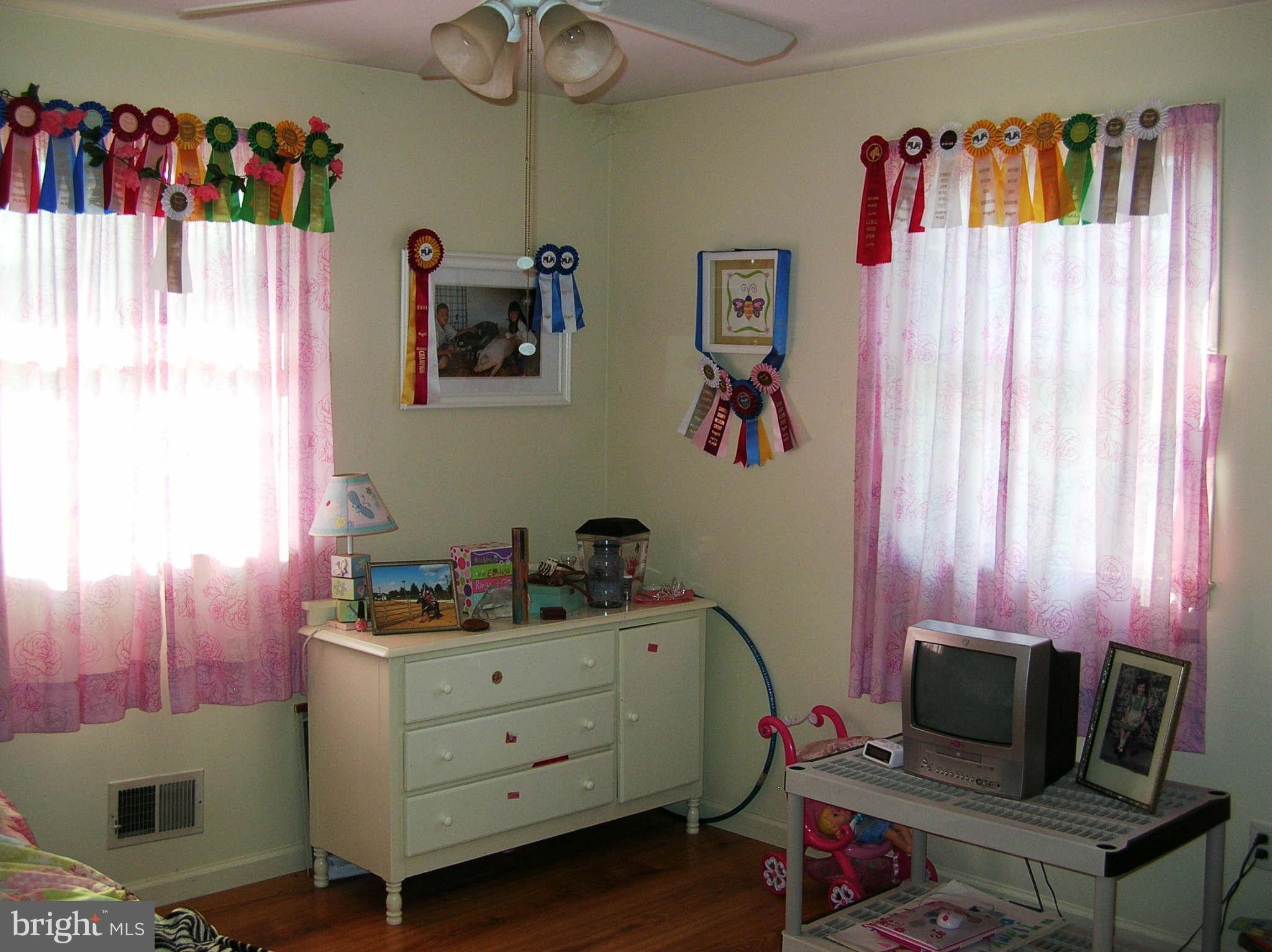 3572 Baker Road Westminster, MD 21157 - Photo 15 of 29 Bedroom