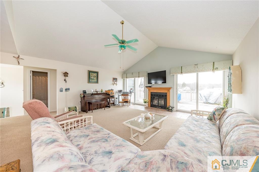 88 Jennings Road Manahawkin, NJ 08050 - Photo 5 of 25 Gallery Image 5