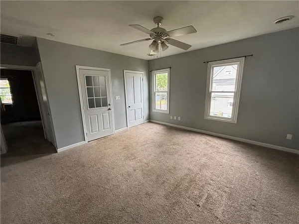 $995 | 507 Welles Street, Elmira, NY 14901