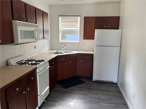 $995 | 507 Welles Street, Elmira, NY 14901