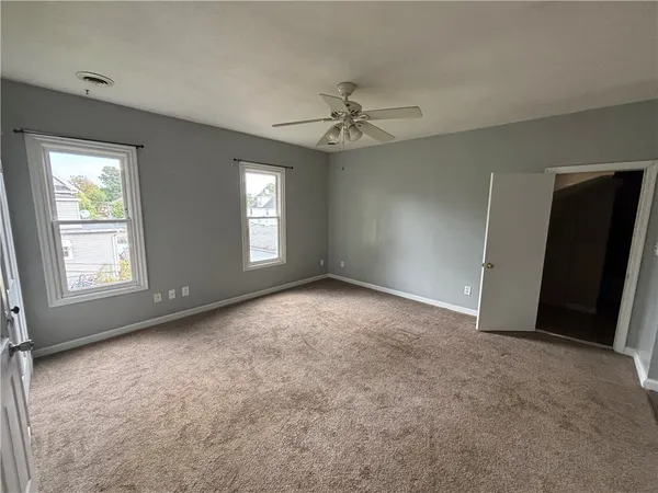 $995 | 507 Welles Street, Elmira, NY 14901