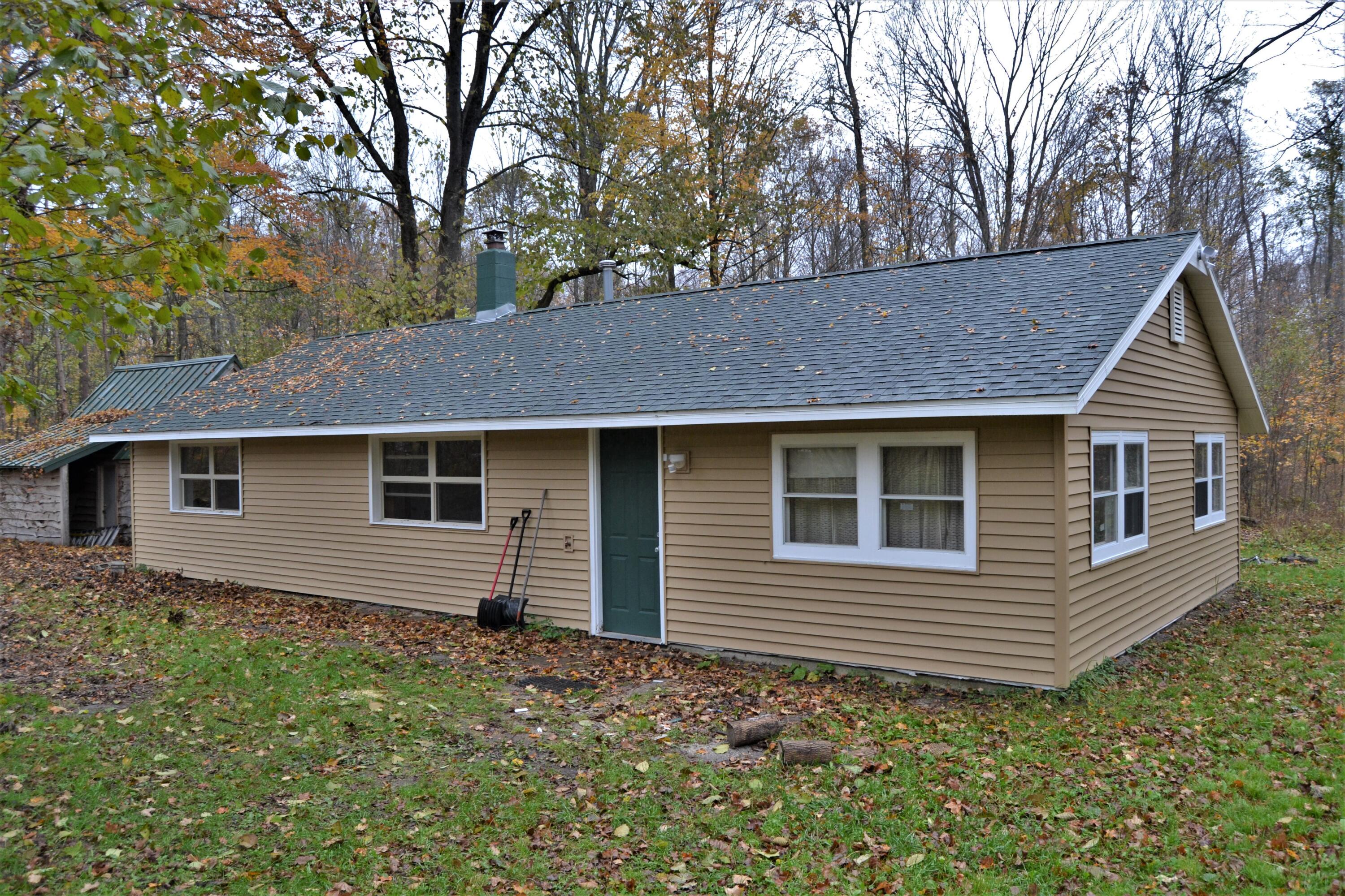 6530 North Coe Road Luther, MI 49656 - Photo 1 of 18 DSC_0931