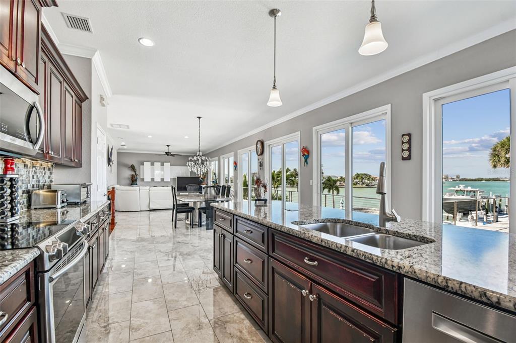 582 Johns Pass Avenue Madeira Beach, FL 33708 - Photo 25 of 100