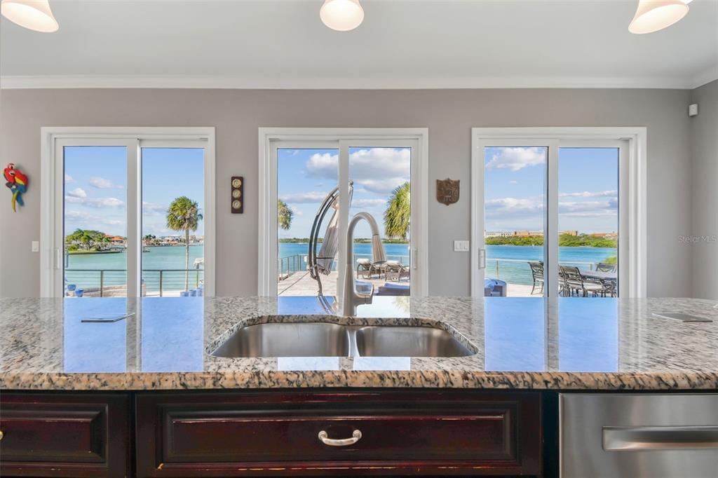 582 Johns Pass Avenue Madeira Beach, FL 33708 - Photo 27 of 100