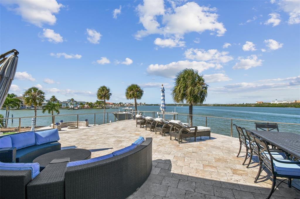 582 Johns Pass Avenue Madeira Beach, FL 33708 - Photo 35 of 100