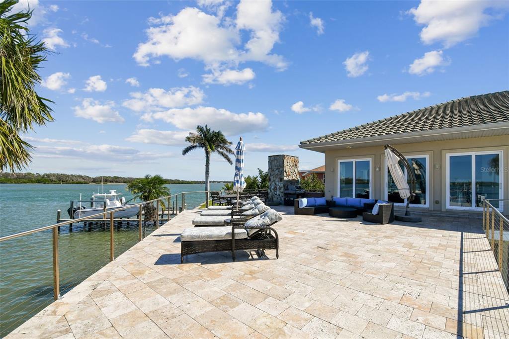 582 Johns Pass Avenue Madeira Beach, FL 33708 - Photo 39 of 100