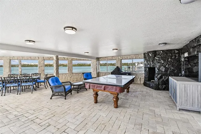 $3,600,000 | 582 Johns Pass Avenue, Madeira Beach, FL 33708