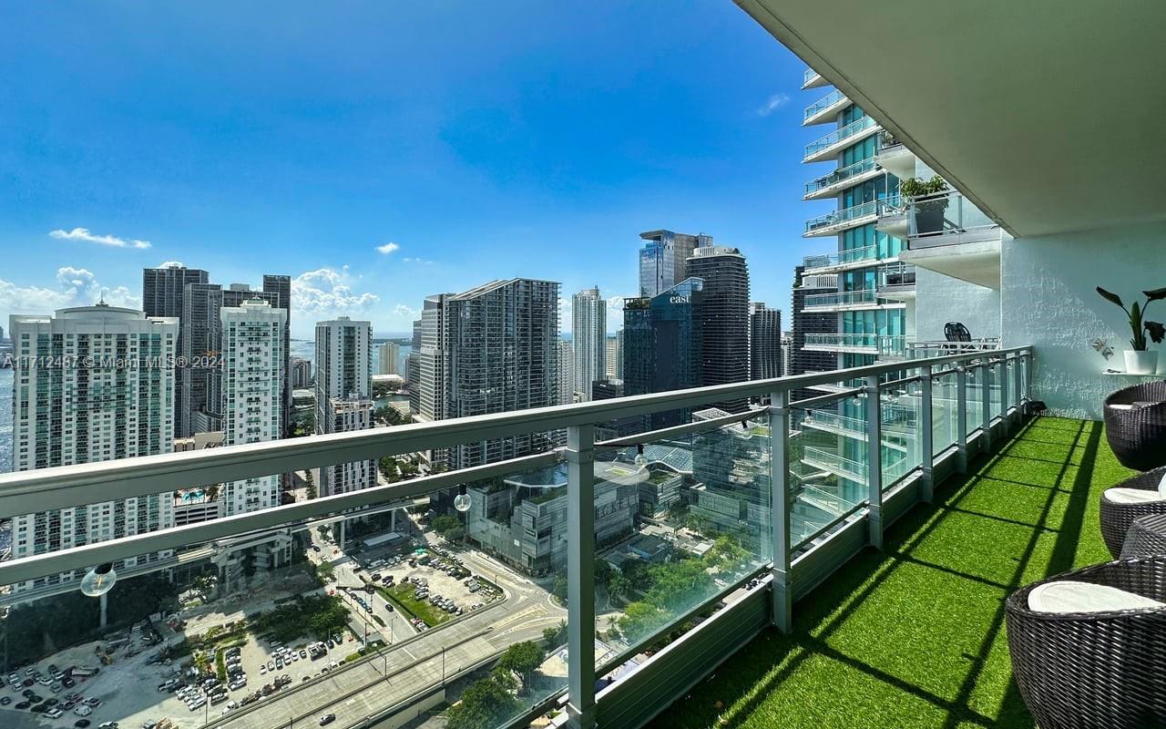 92 Southwest 3rd Street, Unit 4411 Miami, FL 33130 - Photo 16 of 17 a view of a balcony with city view