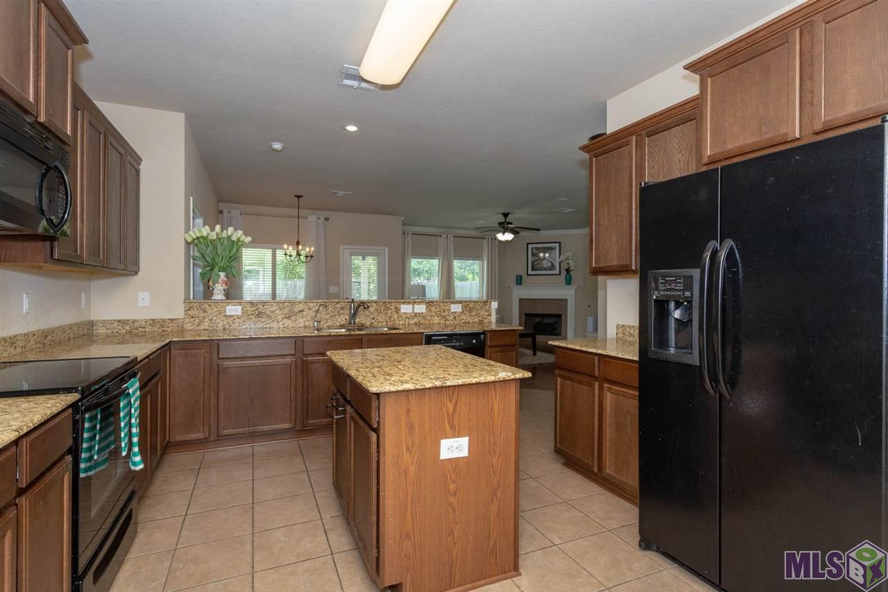 13615 Stone Gate Drive Baton Rouge, LA 70816 - Photo 5 of 23 Gallery Image 5