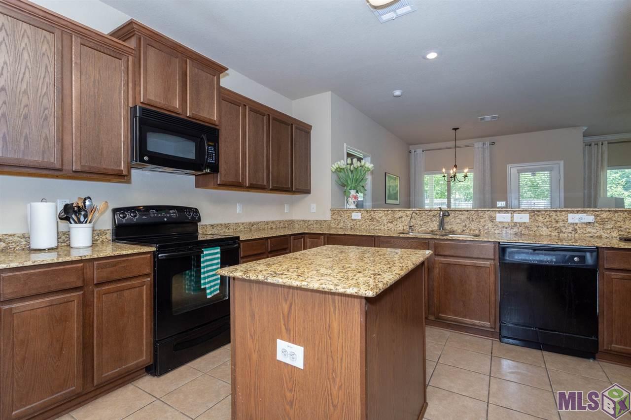 13615 Stone Gate Drive Baton Rouge, LA 70816 - Photo 6 of 23 Gallery Image 6