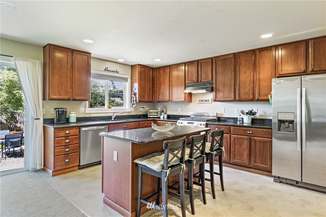 15506 40th Drive Southeast Bothell, WA 98012 - Photo 9 of 35