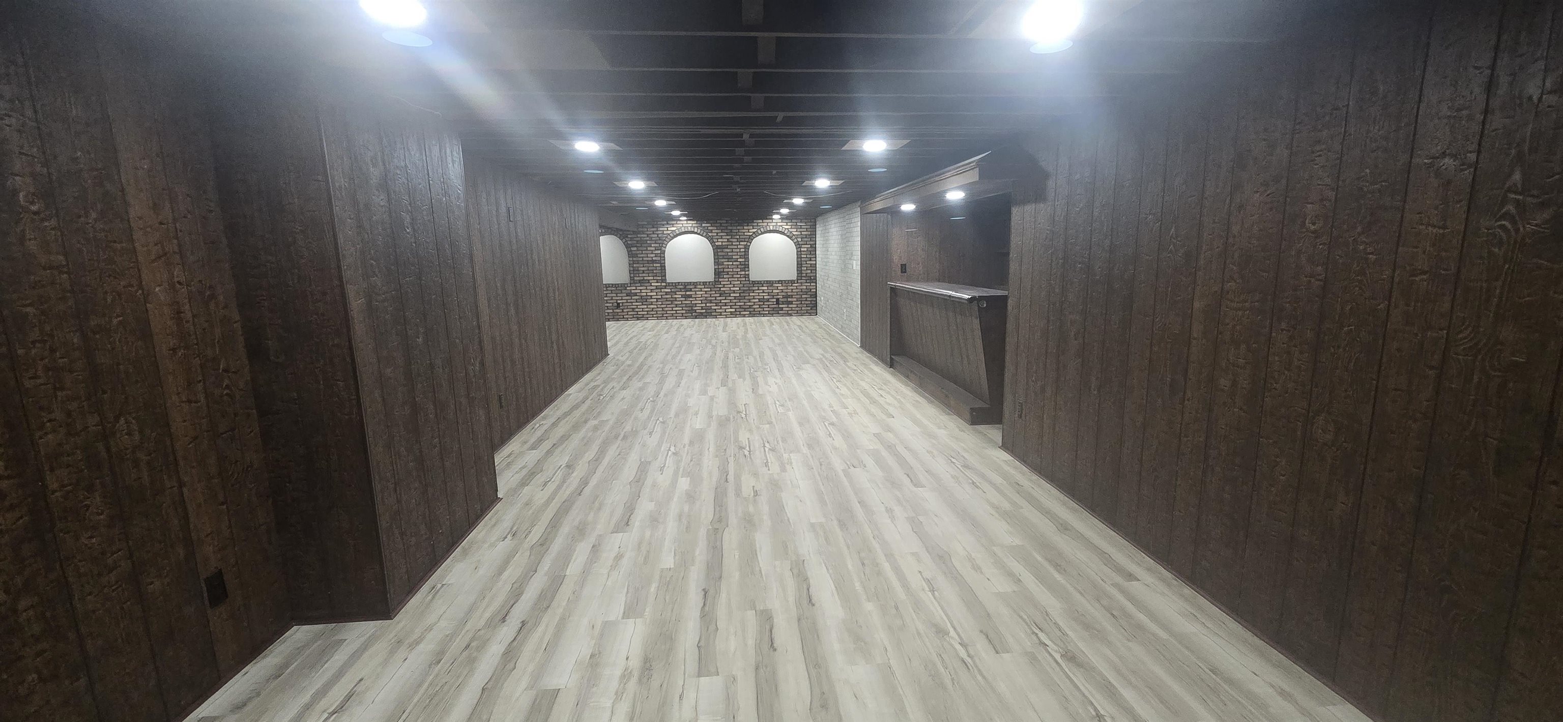 3606 Springwheat Street Rockford, IL 61114 - Photo 30 of 41 a view of gallery with wooden floor