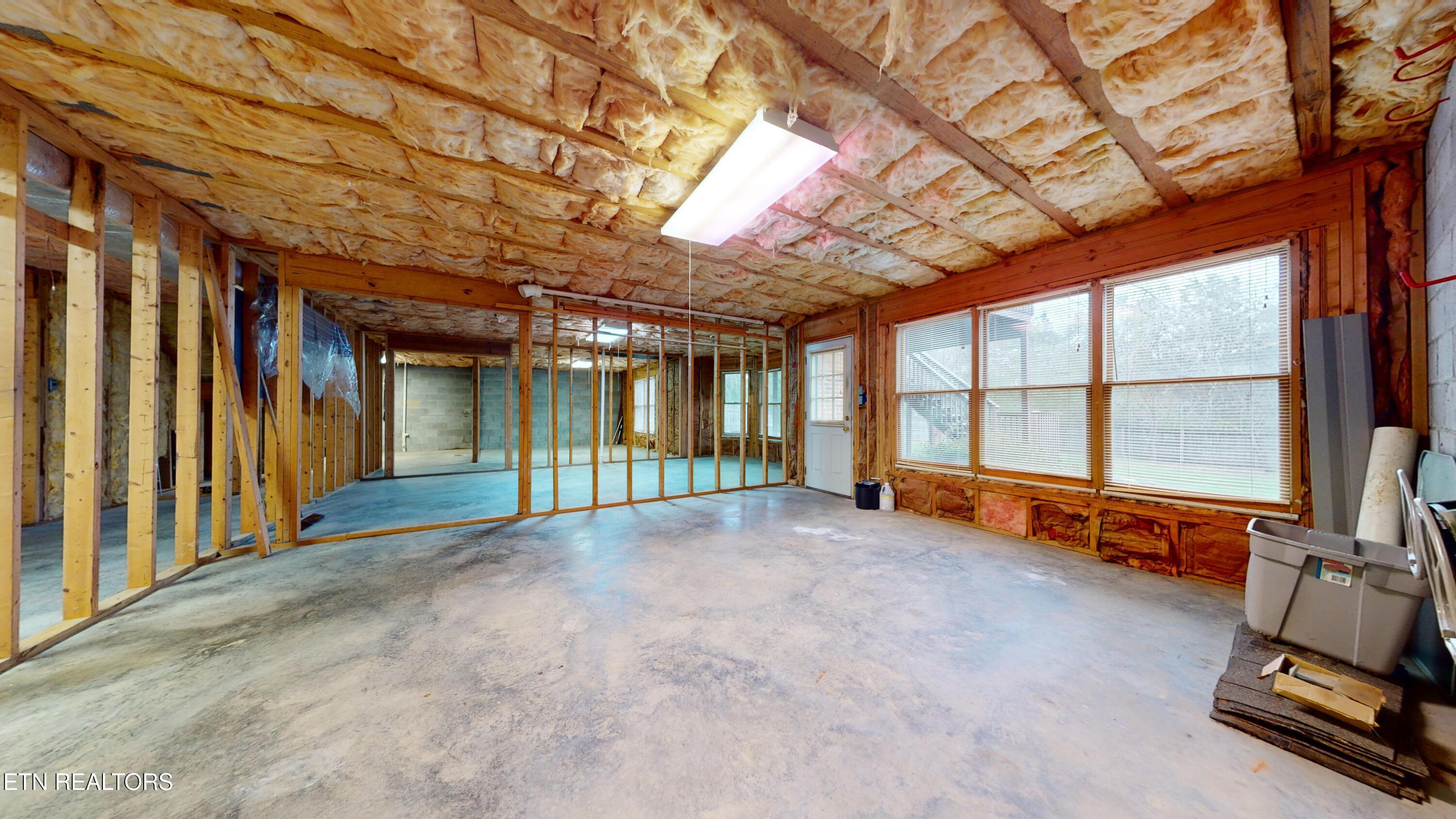 116 Emory Lane Oak Ridge, TN 37830 - Photo 27 of 30 116-Emory-Ln-11152024_103944