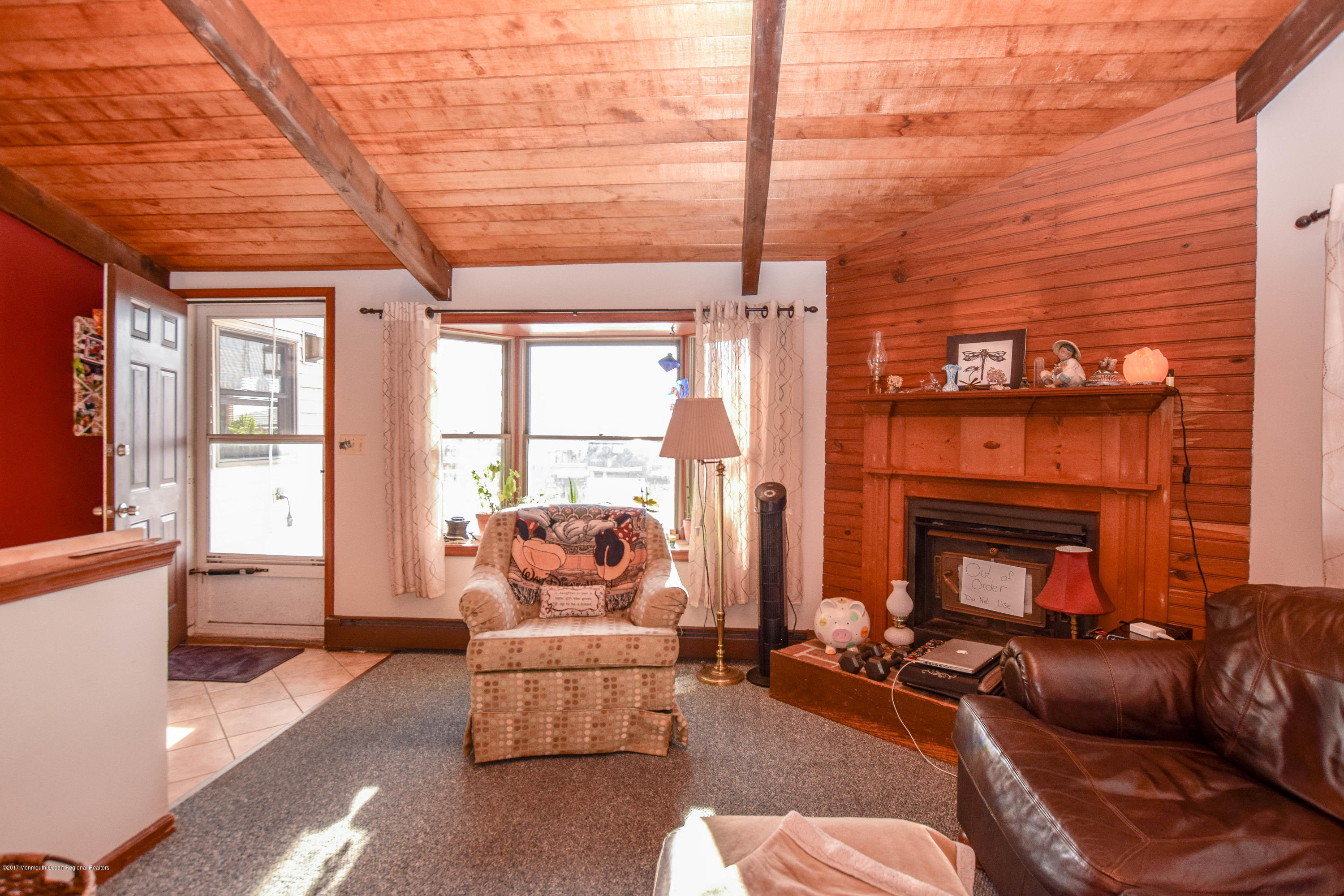 355 Kingfisher Road Tuckerton, NJ 08087 - Photo 3 of 24 DSC_0041