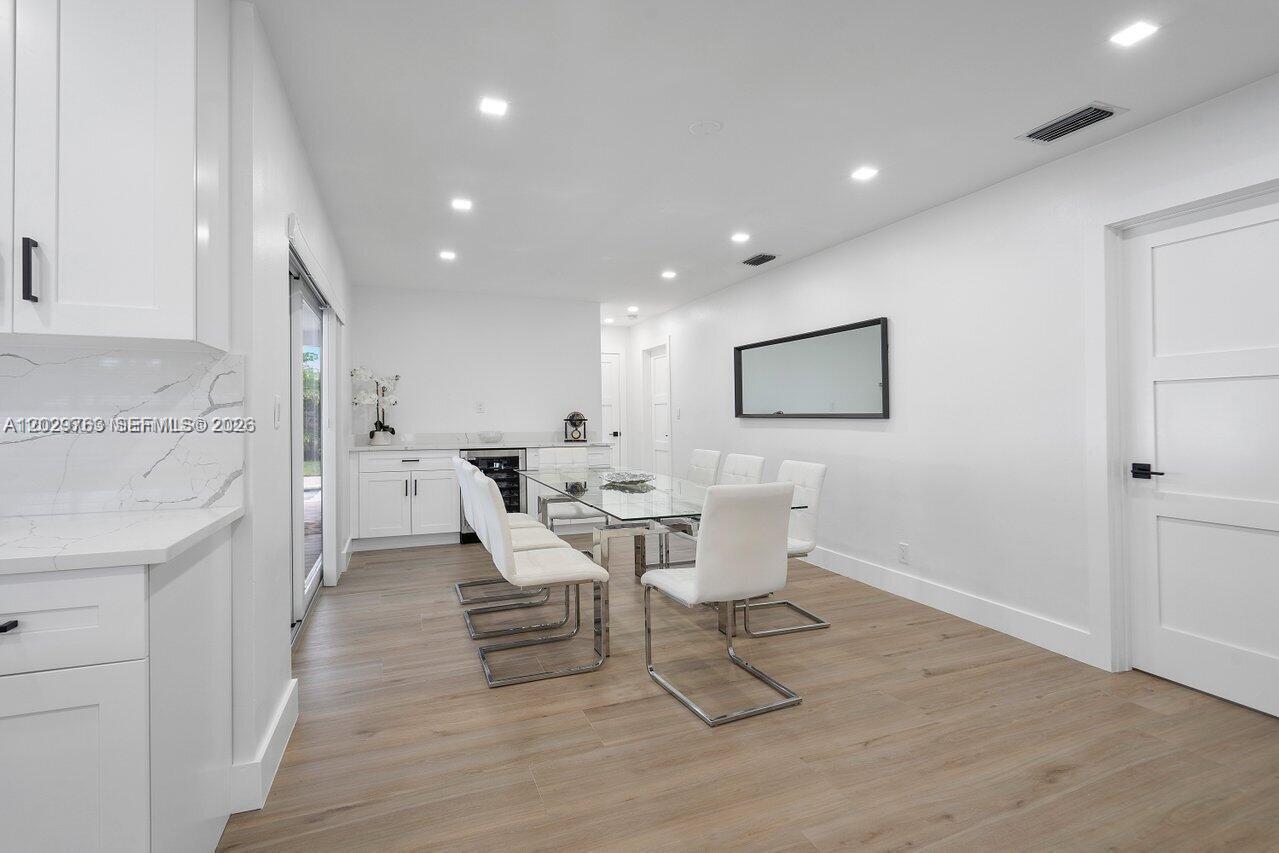 6991 Northeast 7th Avenue Boca Raton, FL 33487 - Photo 15 of 40