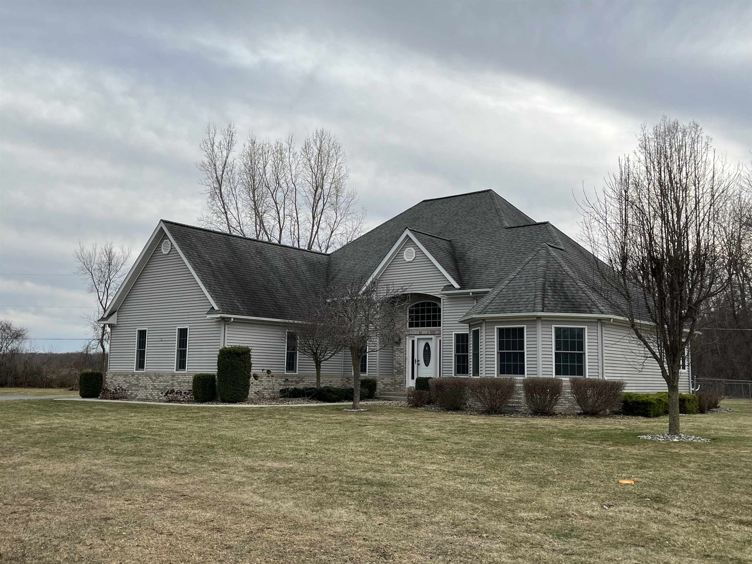 8658 South Federal Road Shepherd, MI 48883 - Photo 1 of 11