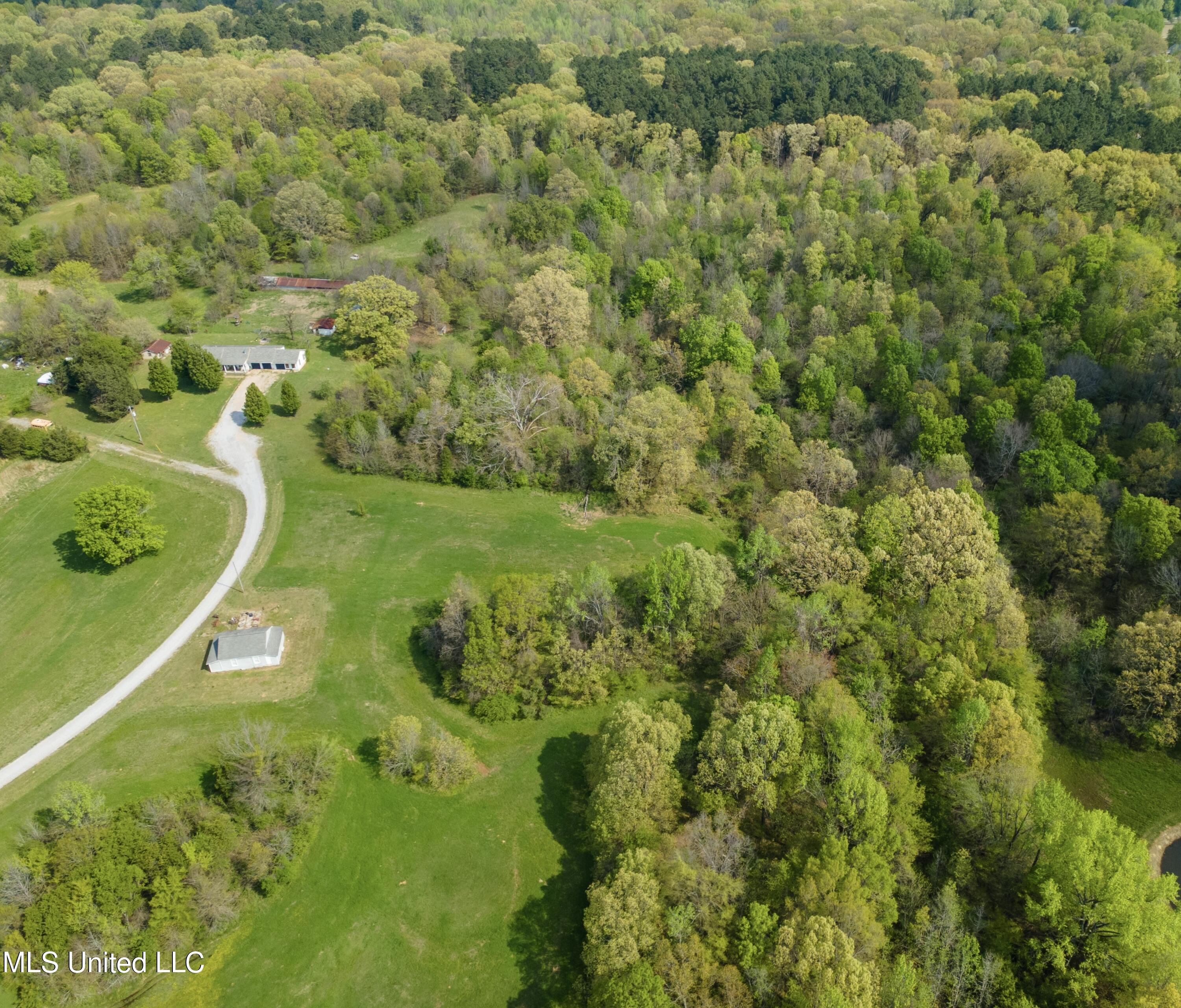 3AFE0346-8F1F-48F7-9840-C095D6503A44