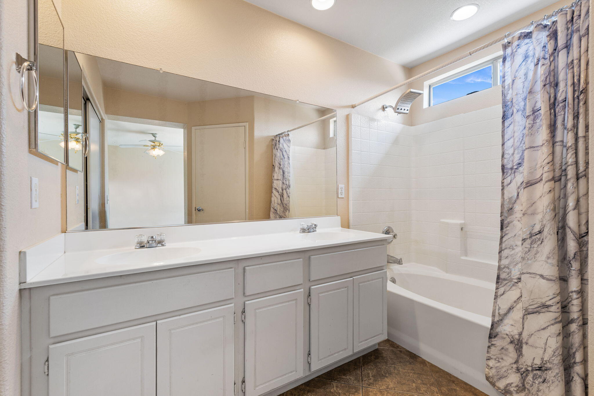 47266 Margarita Street Indio, CA 92201 - Photo 15 of 26 38-web-or-mls-2H8A5882