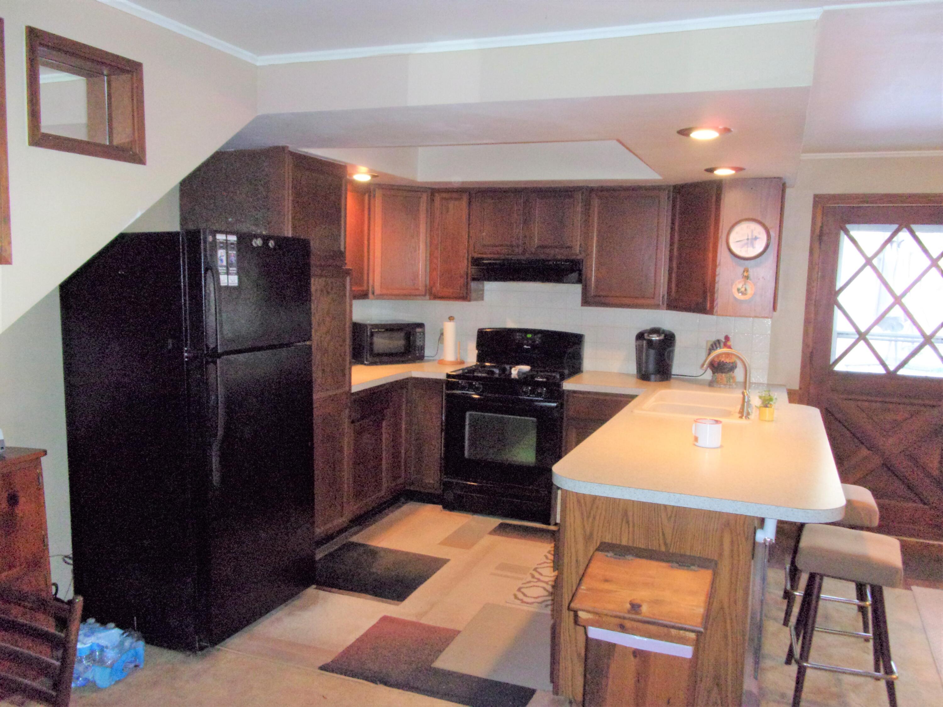 9100 Humphrey Road Reading, MI 49274 - Photo 2 of 33 100_1847