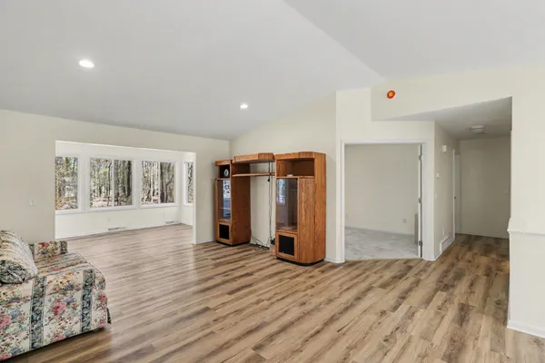 $300,000 | 148 Bridgewood Drive, Battle Creek, MI 49015