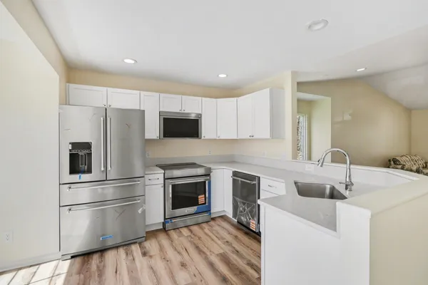 $300,000 | 148 Bridgewood Drive, Battle Creek, MI 49015