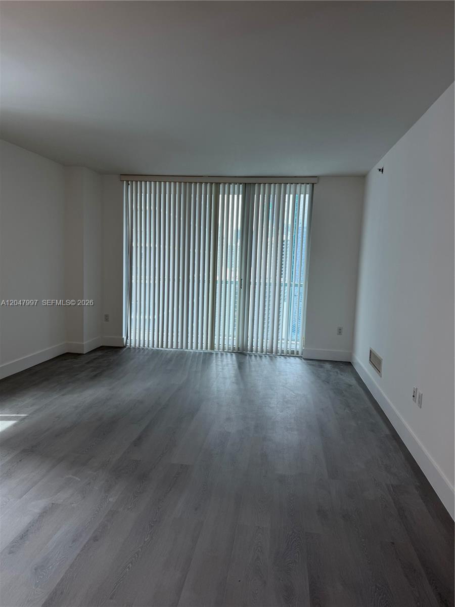 500 Brickell Avenue, Unit 2907 Miami, FL 33131 - Photo 24 of 31