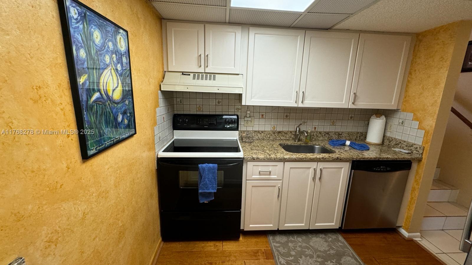 755 Dotterel Road, Unit 1104 Delray Beach, FL 33444 - Photo 8 of 32 Gallery Image 8