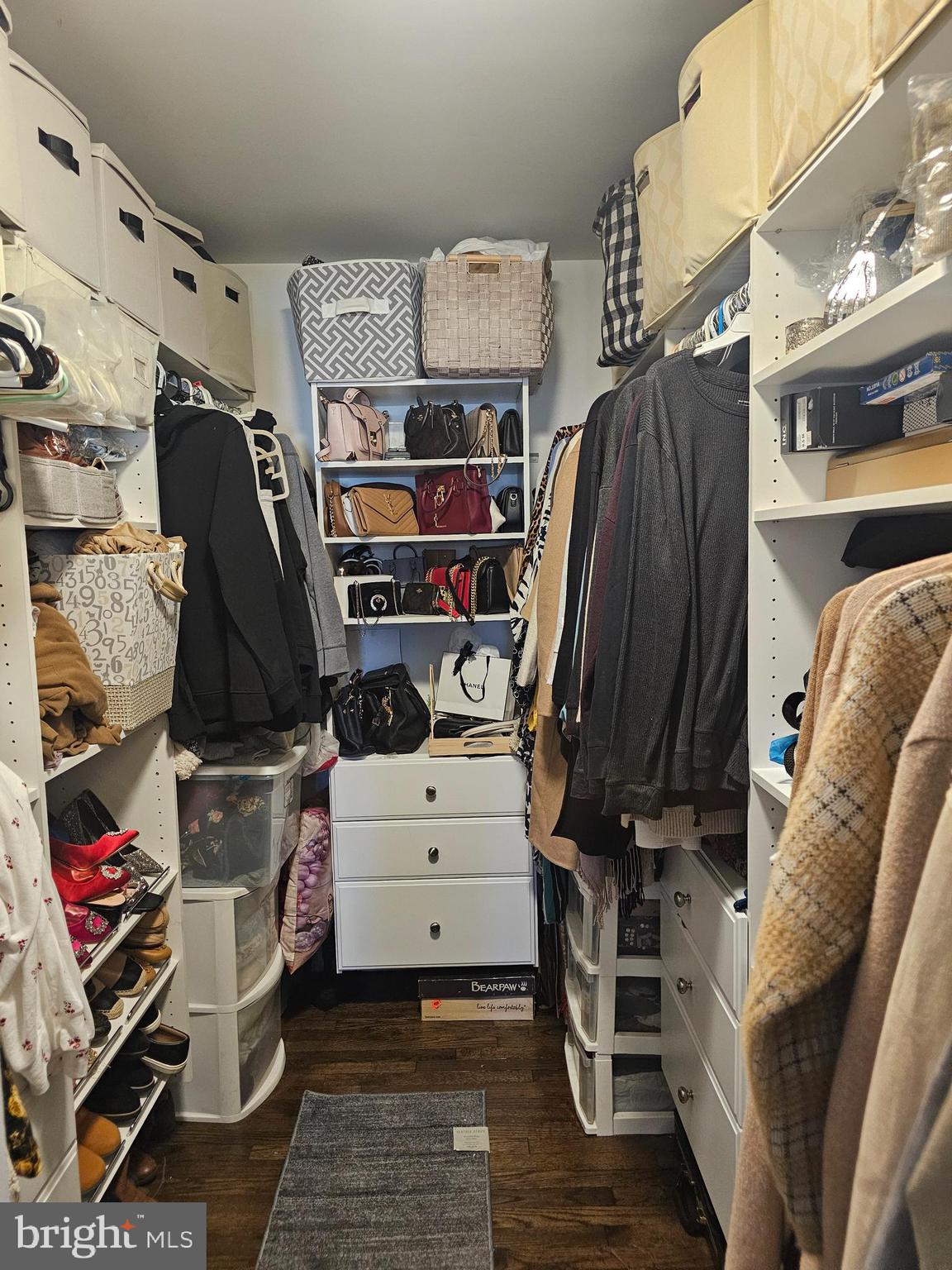 6720 Hunter Road Elkridge, MD 21075 - Photo 5 of 13 Walkin Closet