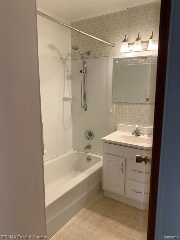 2241 North Morrish Road Flushing, MI 48433 - Photo 14 of 23