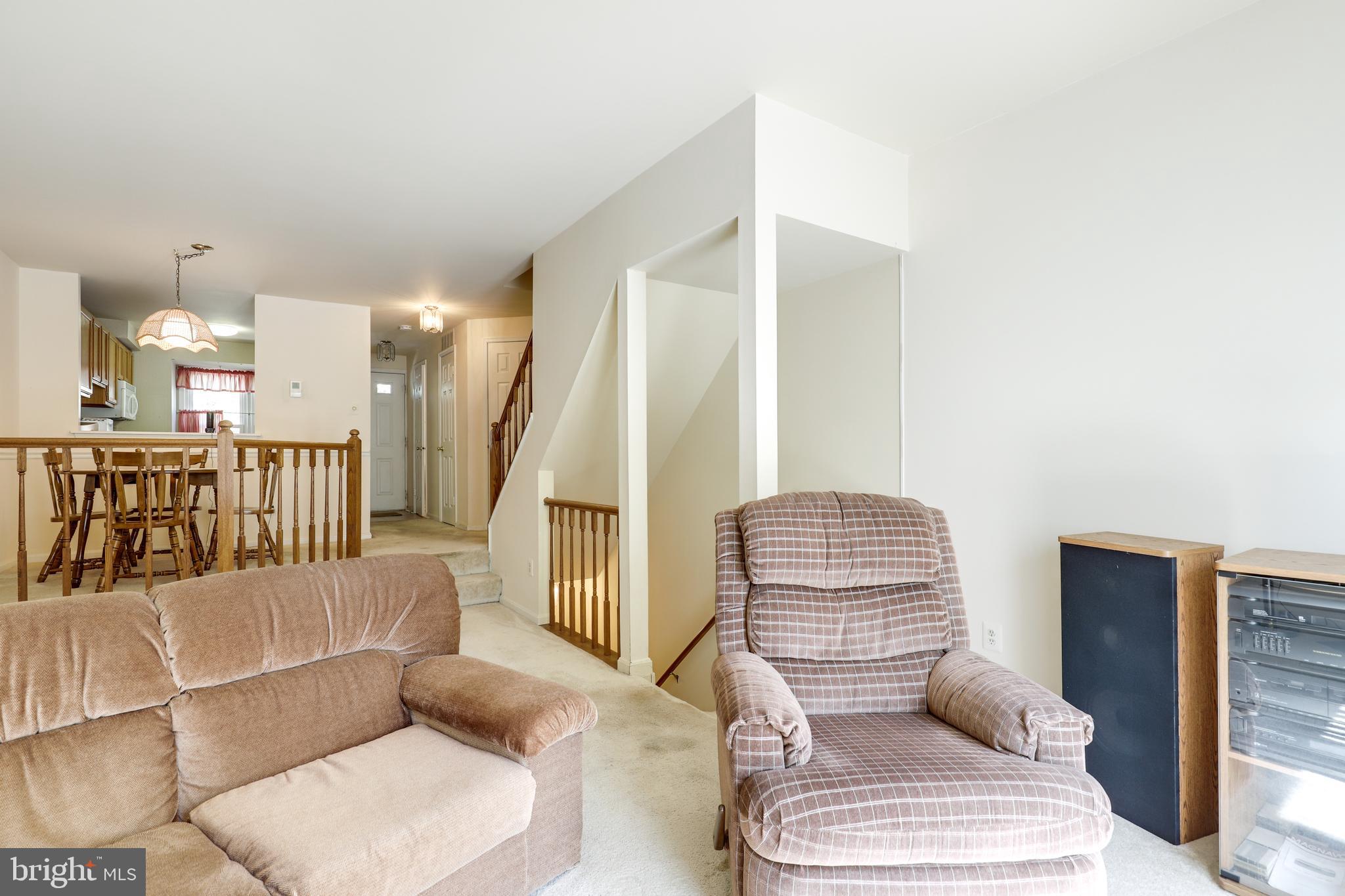11951 Hollowwind Court Reston, VA 20194 - Photo 2 of 25 Gallery Image 2