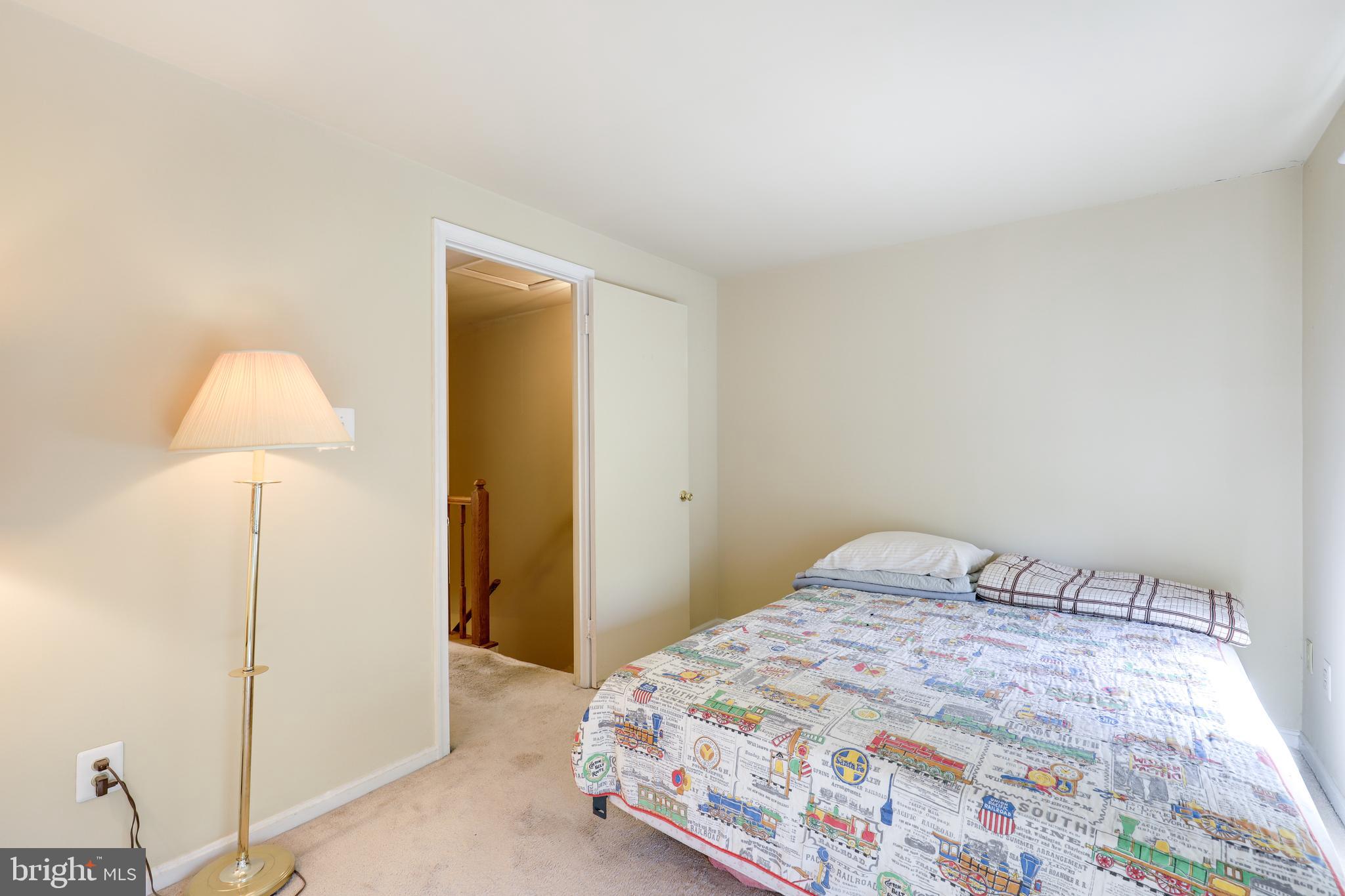 11951 Hollowwind Court Reston, VA 20194 - Photo 12 of 25 Gallery Image 12