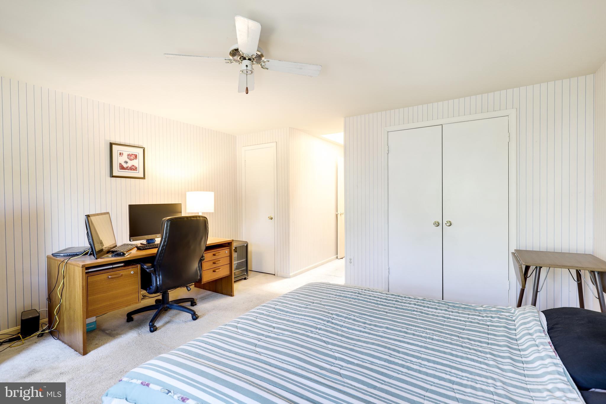 11951 Hollowwind Court Reston, VA 20194 - Photo 20 of 25 Gallery Image 20