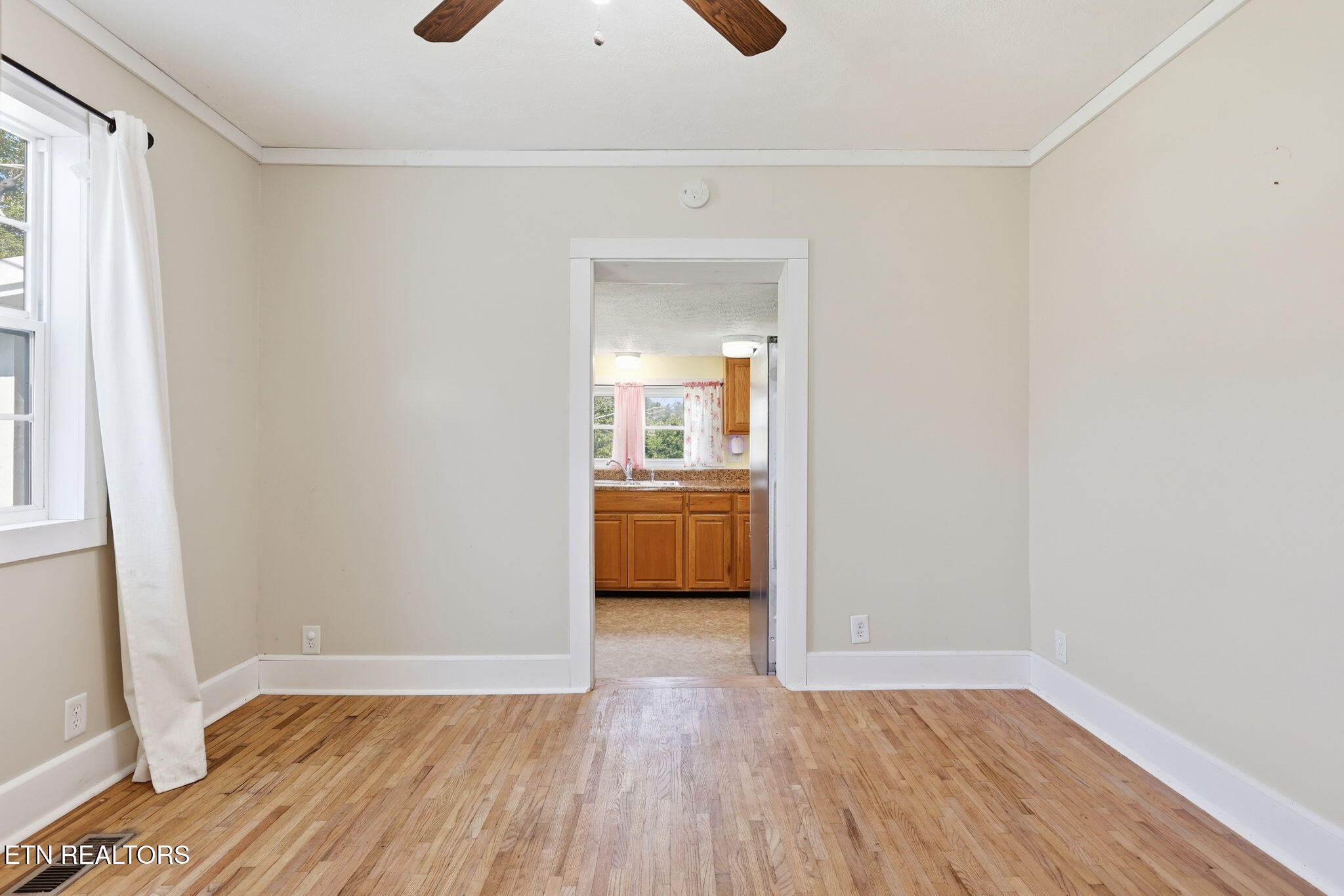 415 Island Ford Road Jacksboro, TN 37757 - Photo 18 of 39 34-web-or-mls-3F1A5065
